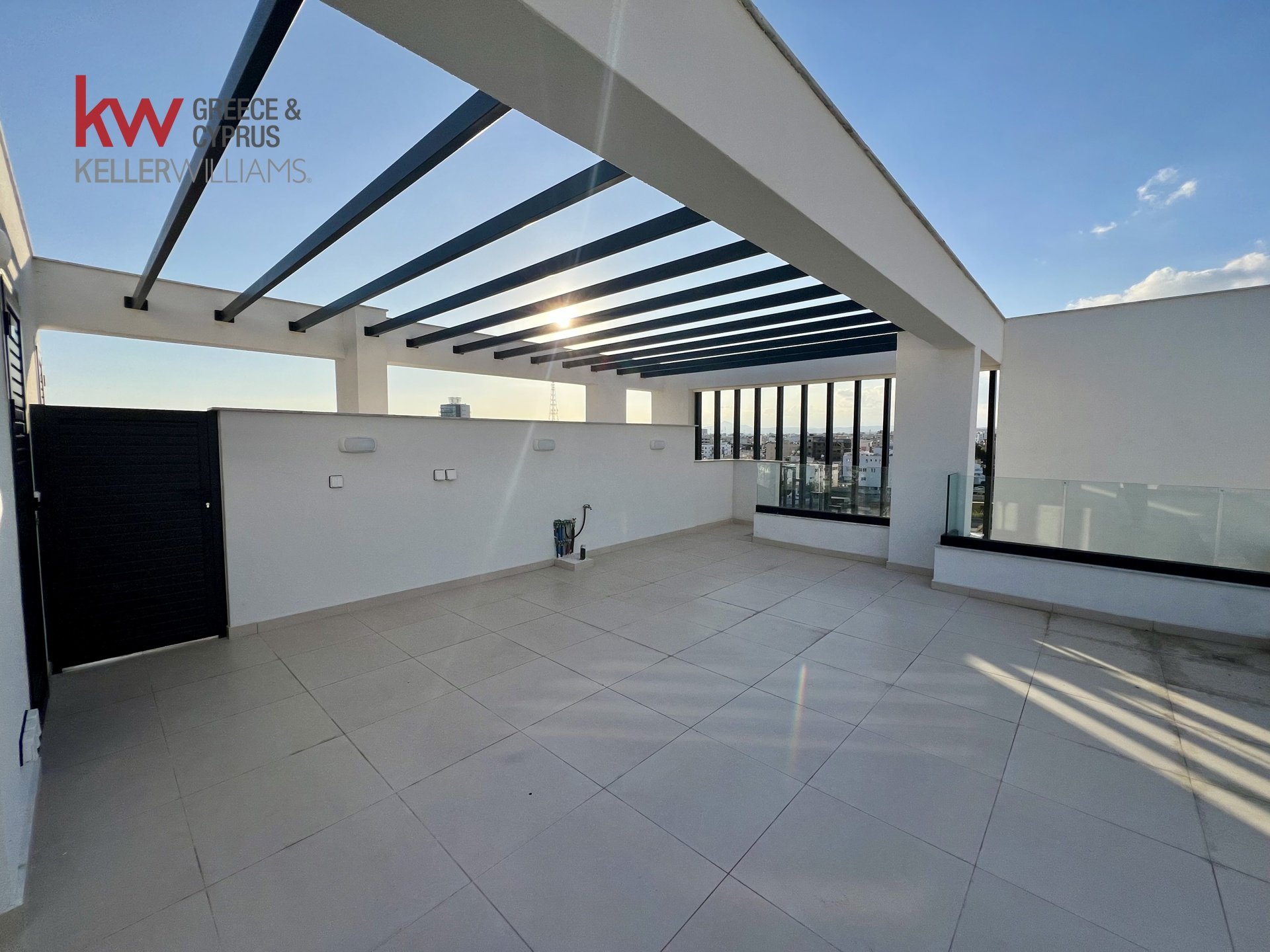 2 bedrooms Apartment in Larnaca, Larnaka, Cyprus No. 56355