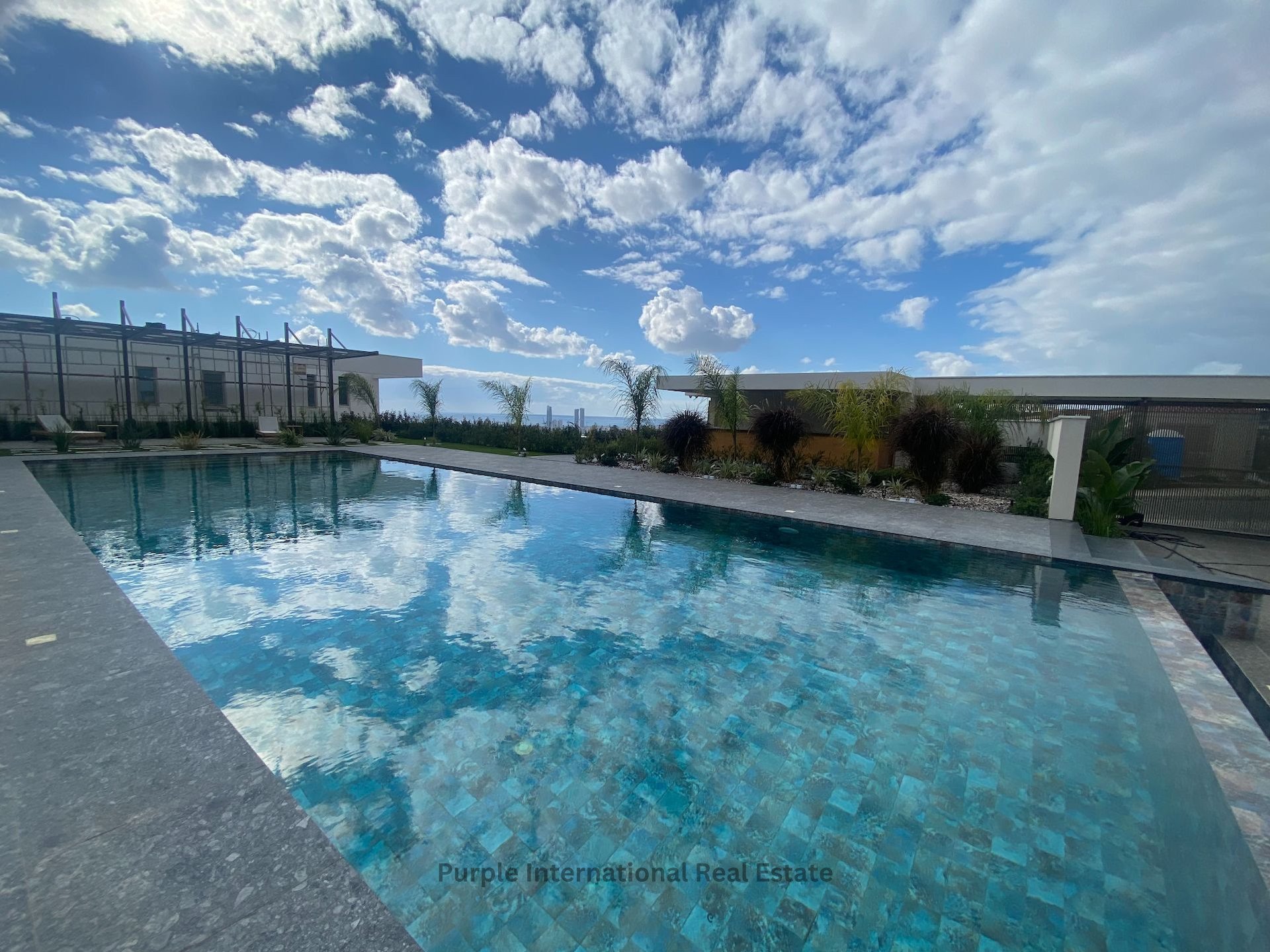 6 bedrooms Villa in Germasogeia, Limassol, Cyprus No. 35963