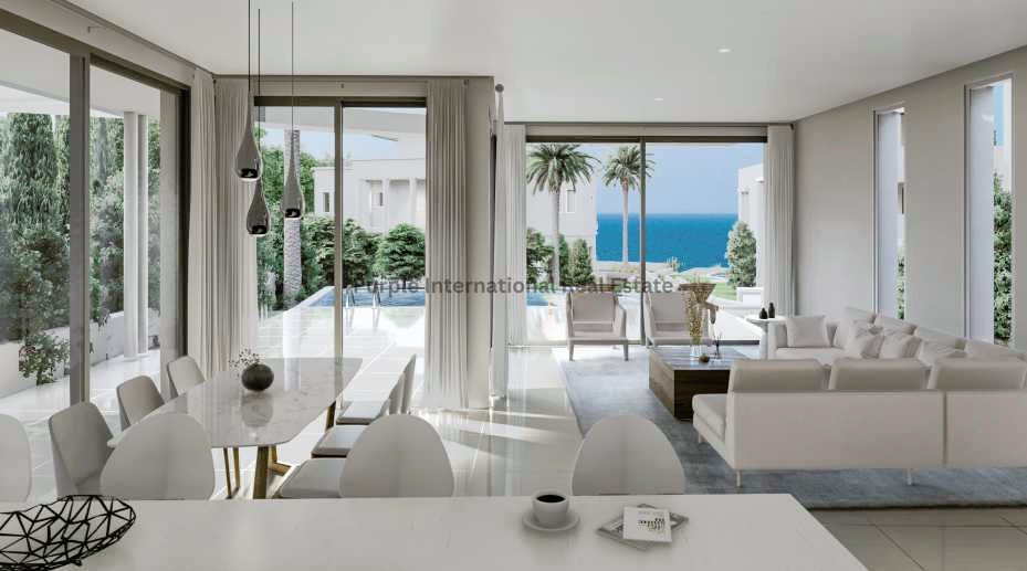 4 bedrooms Villa in Chloraka, Paphos, Cyprus No. 8023