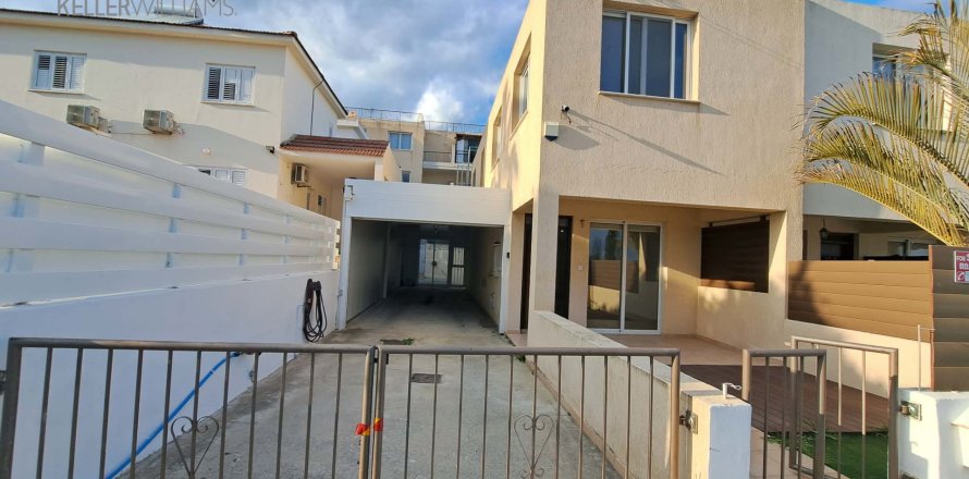 3 bedrooms Maisonette in Oroklini, Larnaka, No. 50202
