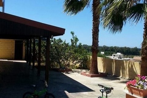 3 bedrooms Villa in Trachoni, Limassol, Cyprus No. 26209