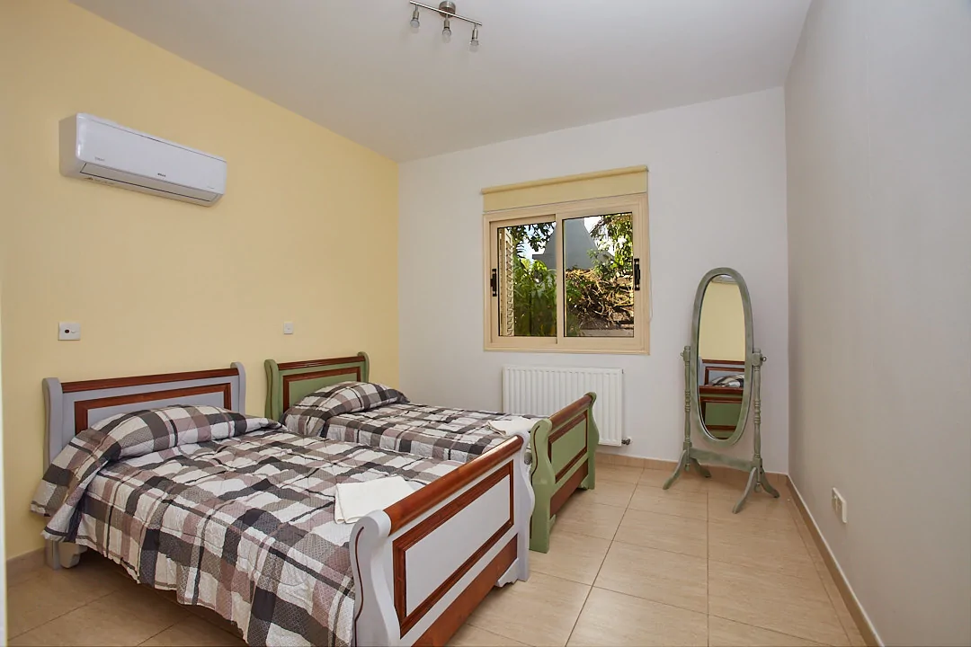 3 bedrooms Villa in Limassol, Cyprus No. 4935