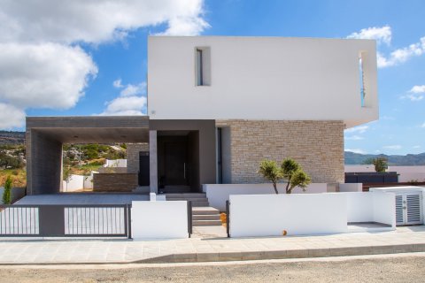 3 chambres Villa à Pegeia, Paphos, Chypre No. 28037