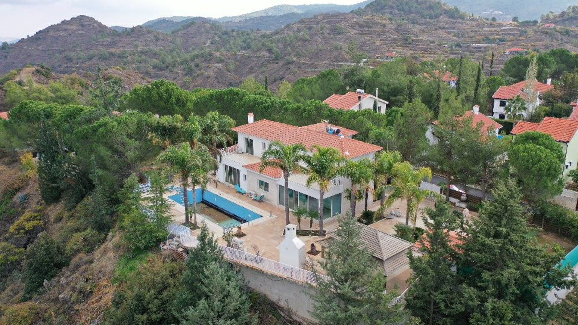 5 bedrooms Villa in Kalo Chorio, Limassol, Cyprus No. 28239