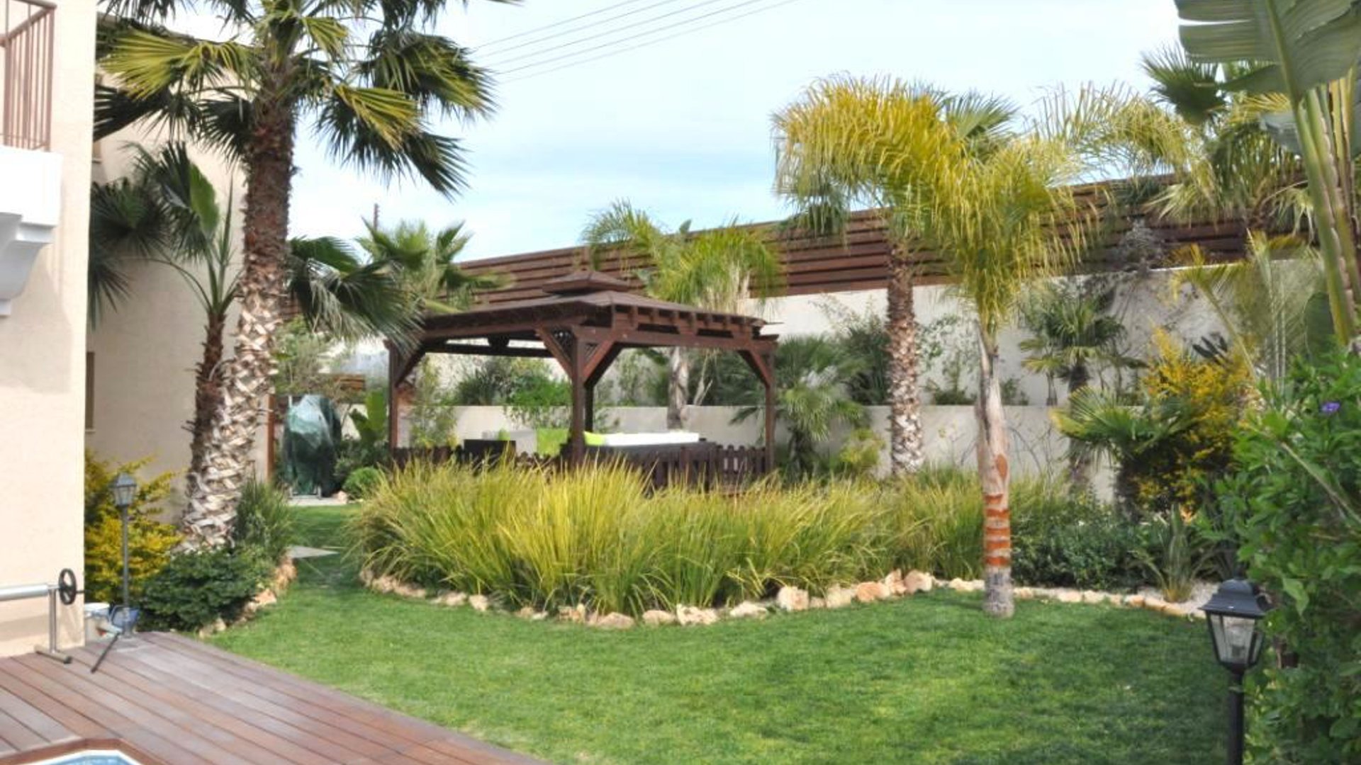 3 bedrooms Villa in Agios Tychonas, Limassol, Cyprus No. 28244
