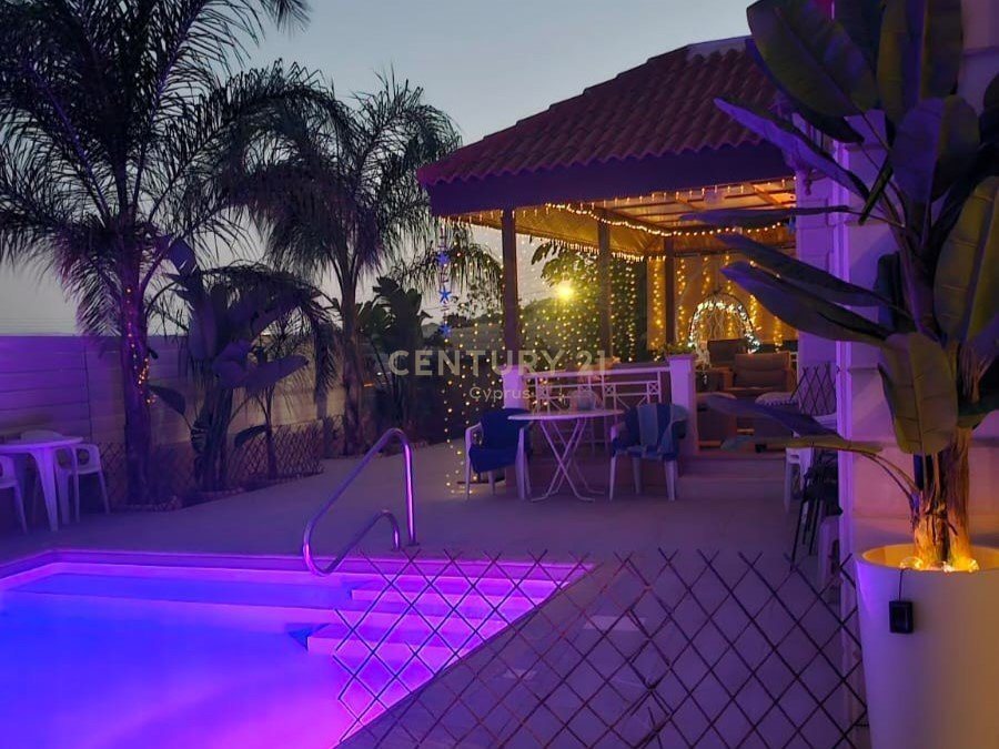 4 dormitorios Villa en Limassol, Chipre No. 55309