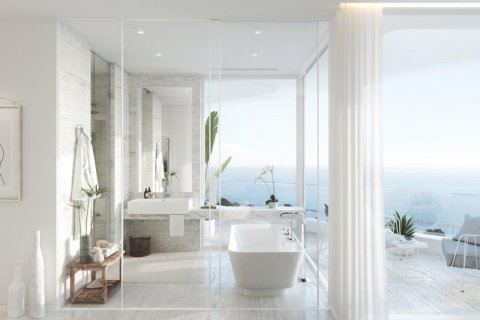 4 bedrooms Apartment in Limassol,  No. 38491 5