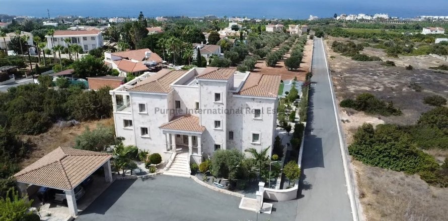 7 chambres Villa à Pegeia, Paphos, No. 56607