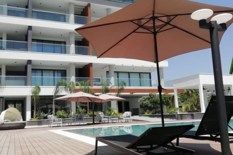 2 bedrooms Apartment in Limassol,  No. 45637