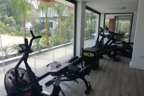 4 bedrooms Penthouse in Limassol,  No. 45638 20