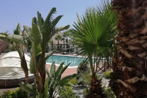 3 bedrooms Apartment in Limassol,  No. 45635 3