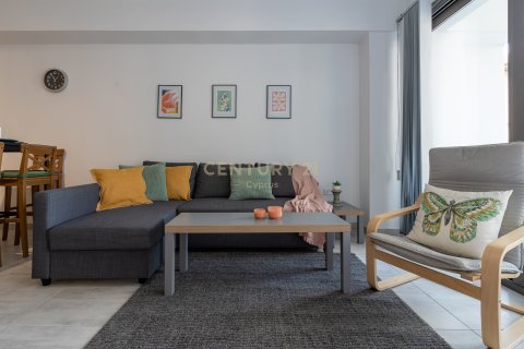 2 bedrooms Apartment in Larnaca, Larnaka,  No. 57230 4