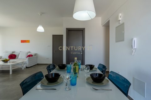 2 bedrooms Apartment in Larnaca, Larnaka,  No. 57233 3