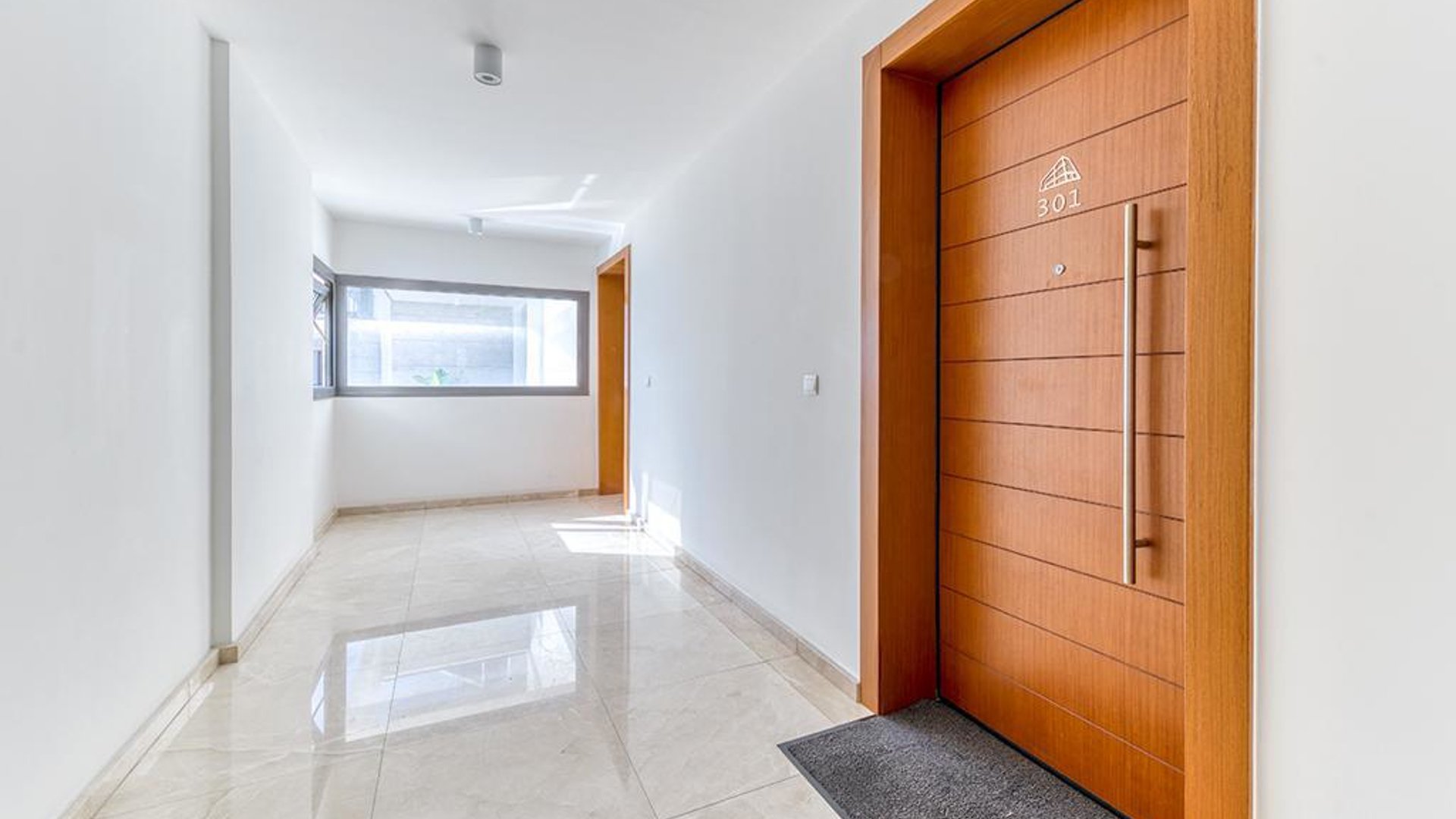 2 bedrooms Apartment in Limassol, Cyprus No. 28777