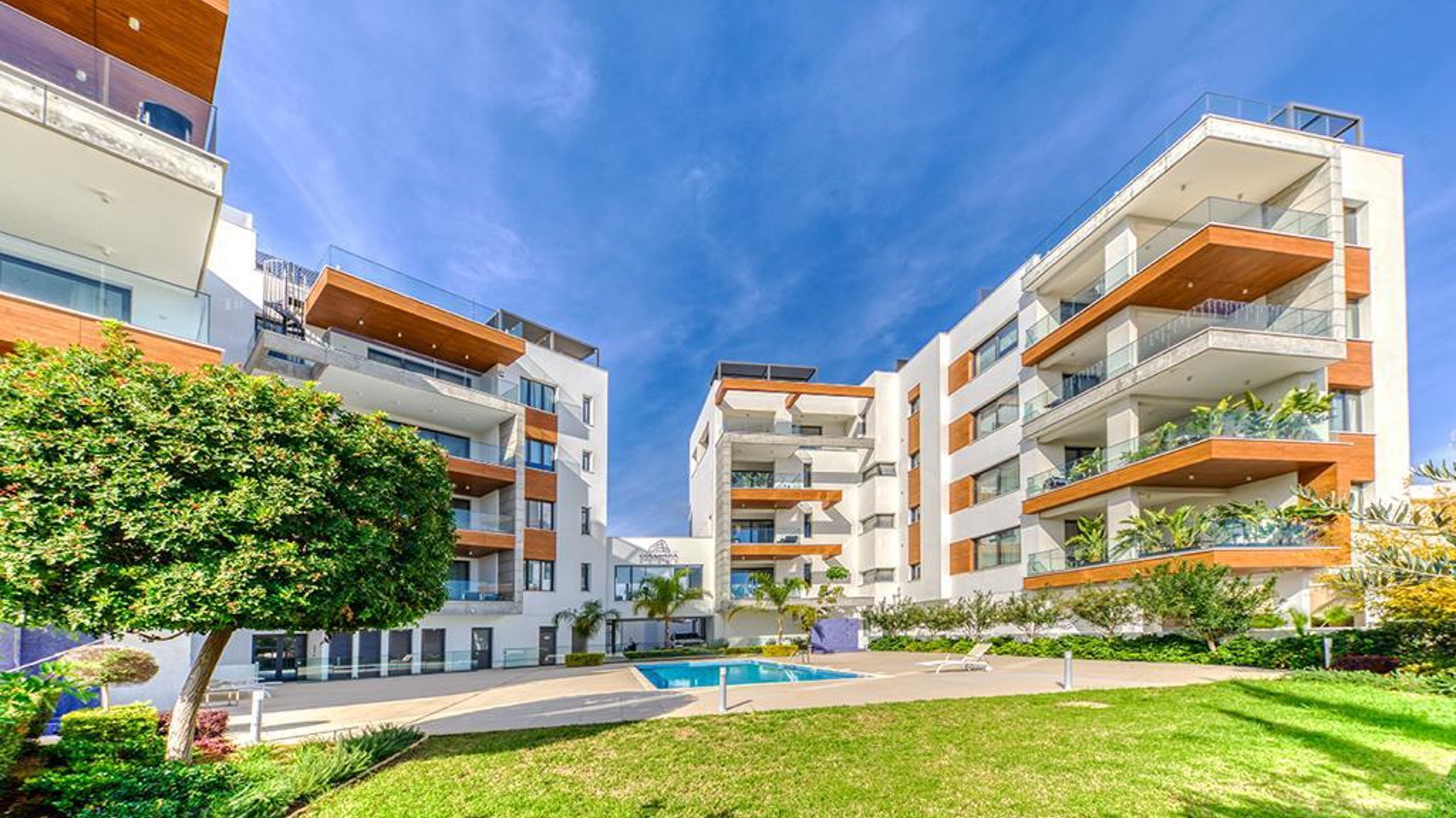 2 bedrooms Apartment in Limassol, Cyprus No. 28777