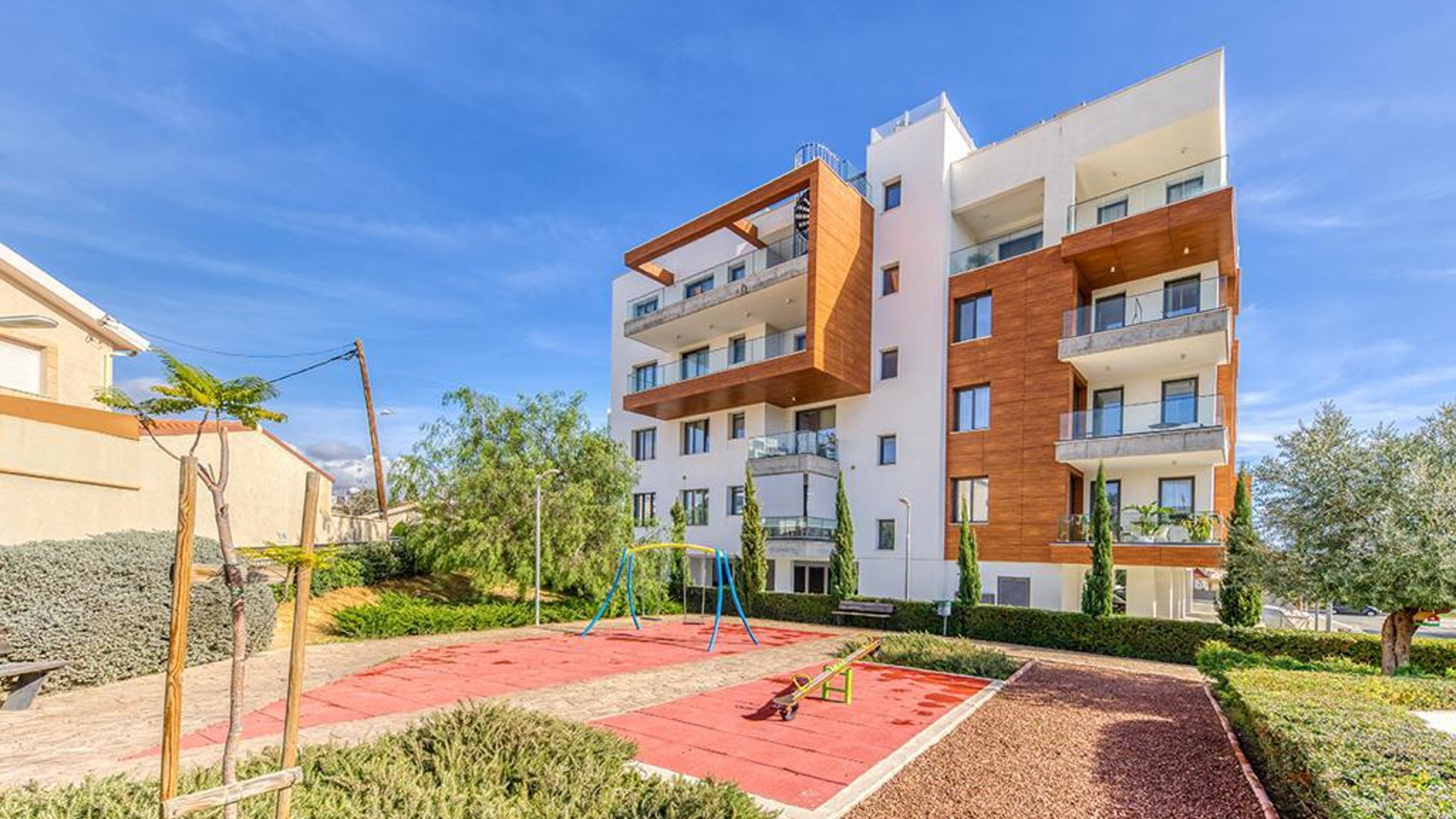 2 bedrooms Apartment in Limassol, Cyprus No. 28777