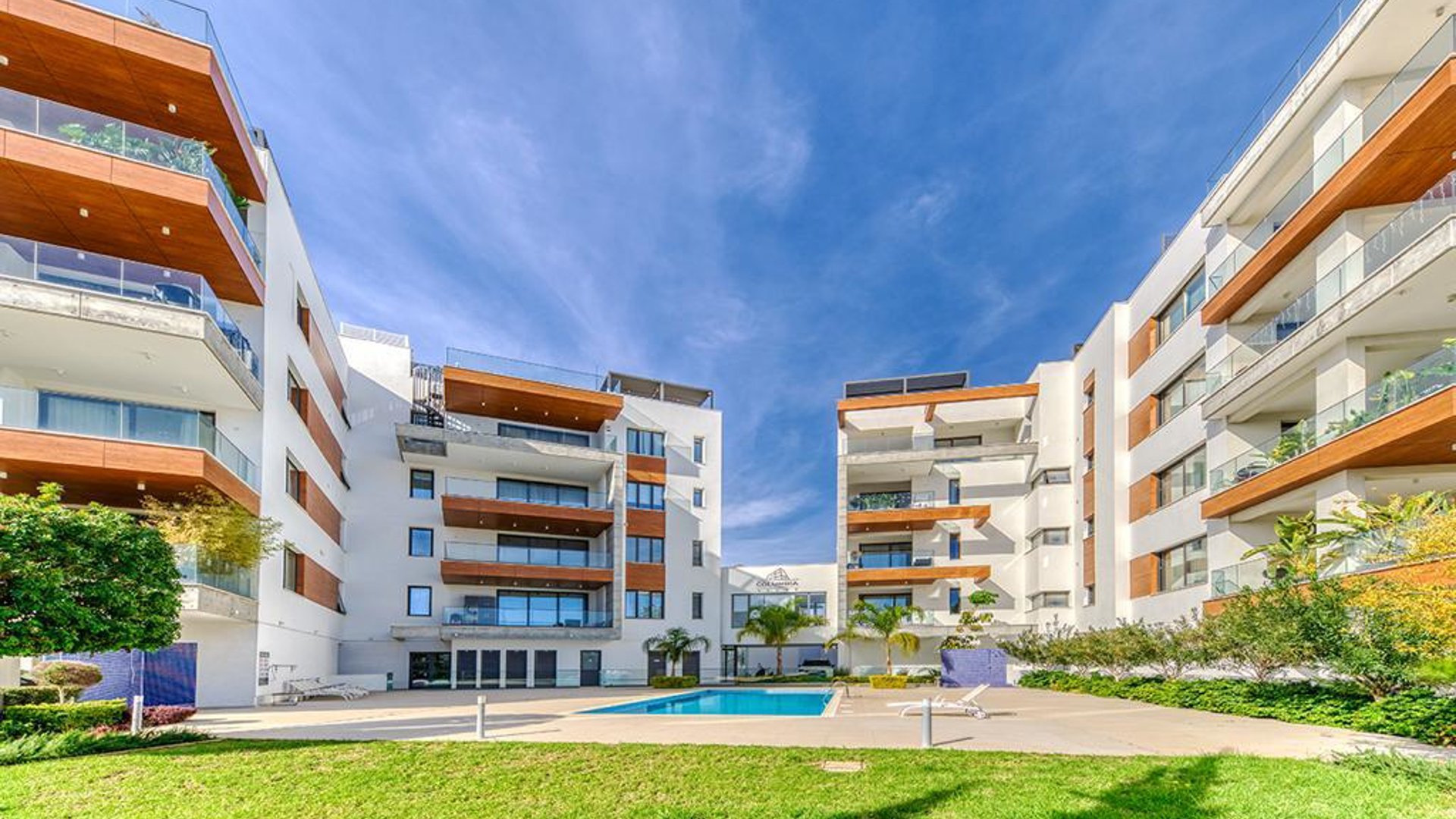 2 bedrooms Apartment in Limassol, Cyprus No. 28777