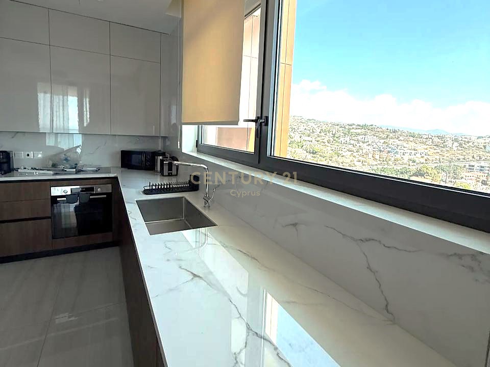 2 bedrooms Apartment in Agios Tychonas, Limassol, Cyprus No. 55593