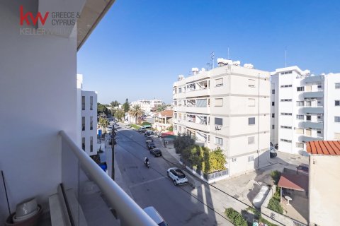 2 bedrooms Apartment in Larnaca, Larnaka,  No. 51390 10