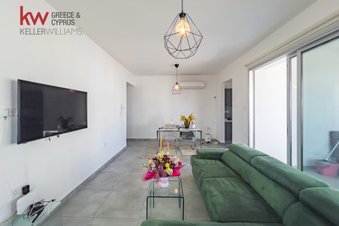 2 bedrooms Apartment in Larnaca, Larnaka,  No. 51390 5