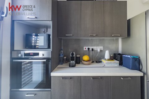 2 bedrooms Apartment in Larnaca, Larnaka,  No. 51390 12