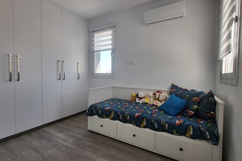 3 bedrooms Apartment in Larnaca, Larnaka,  No. 49454 10