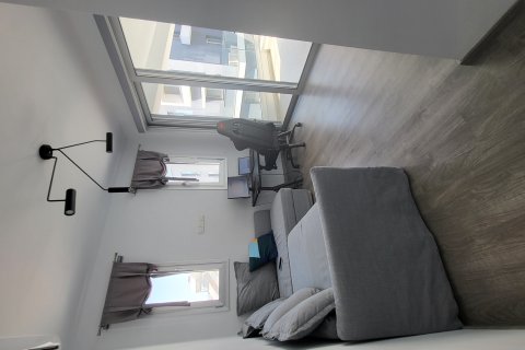 3 bedrooms Apartment in Larnaca, Larnaka,  No. 49454 8