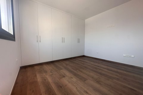 3 bedrooms Penthouse in Limassol,  No. 48277 14