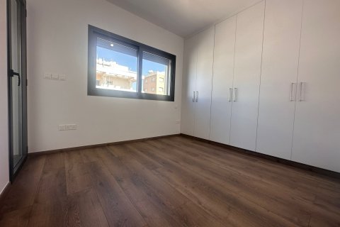 3 bedrooms Penthouse in Limassol,  No. 48277 16