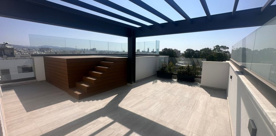 3 bedrooms Penthouse in Limassol,  No. 48277