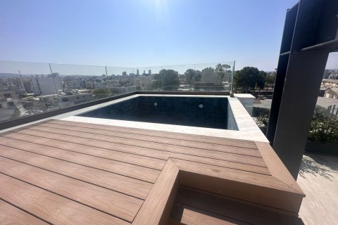 3 bedrooms Penthouse in Limassol,  No. 48277 2