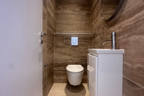 3 bedrooms Penthouse in Limassol,  No. 48277 13