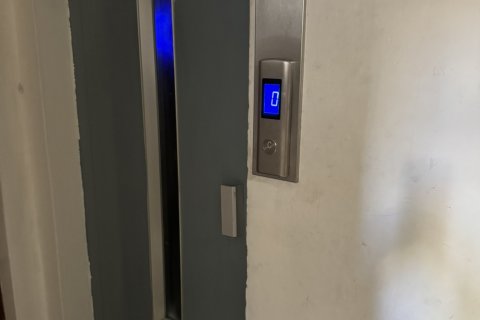 Квартира с 3 спальнями в Строволос, Никосия,  № 51570 19