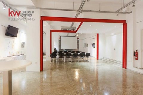 Коммерческая недвижимость 1681м2 в Никосия,  № 51569 14