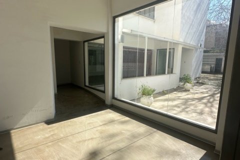 Коммерческая недвижимость 1681м2 в Никосия,  № 51569 10