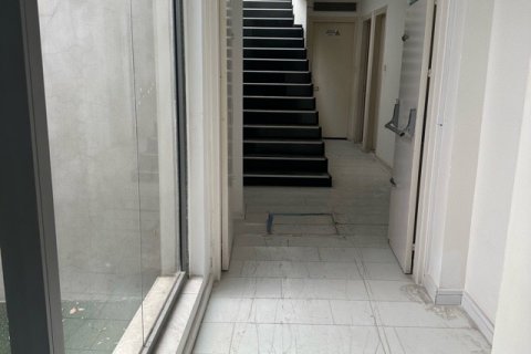 Коммерческая недвижимость 1681м2 в Никосия,  № 51569 4