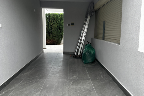 250m2 Townhouse in Mesa Geitonia, Limassol,  No. 40521 11