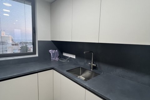 3 bedrooms Apartment in Larnaca, Larnaka,  No. 39967 10