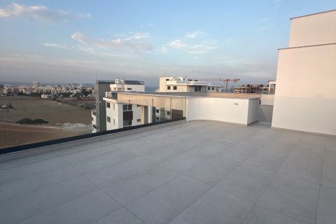 3 bedrooms Apartment in Larnaca, Larnaka,  No. 39967 4
