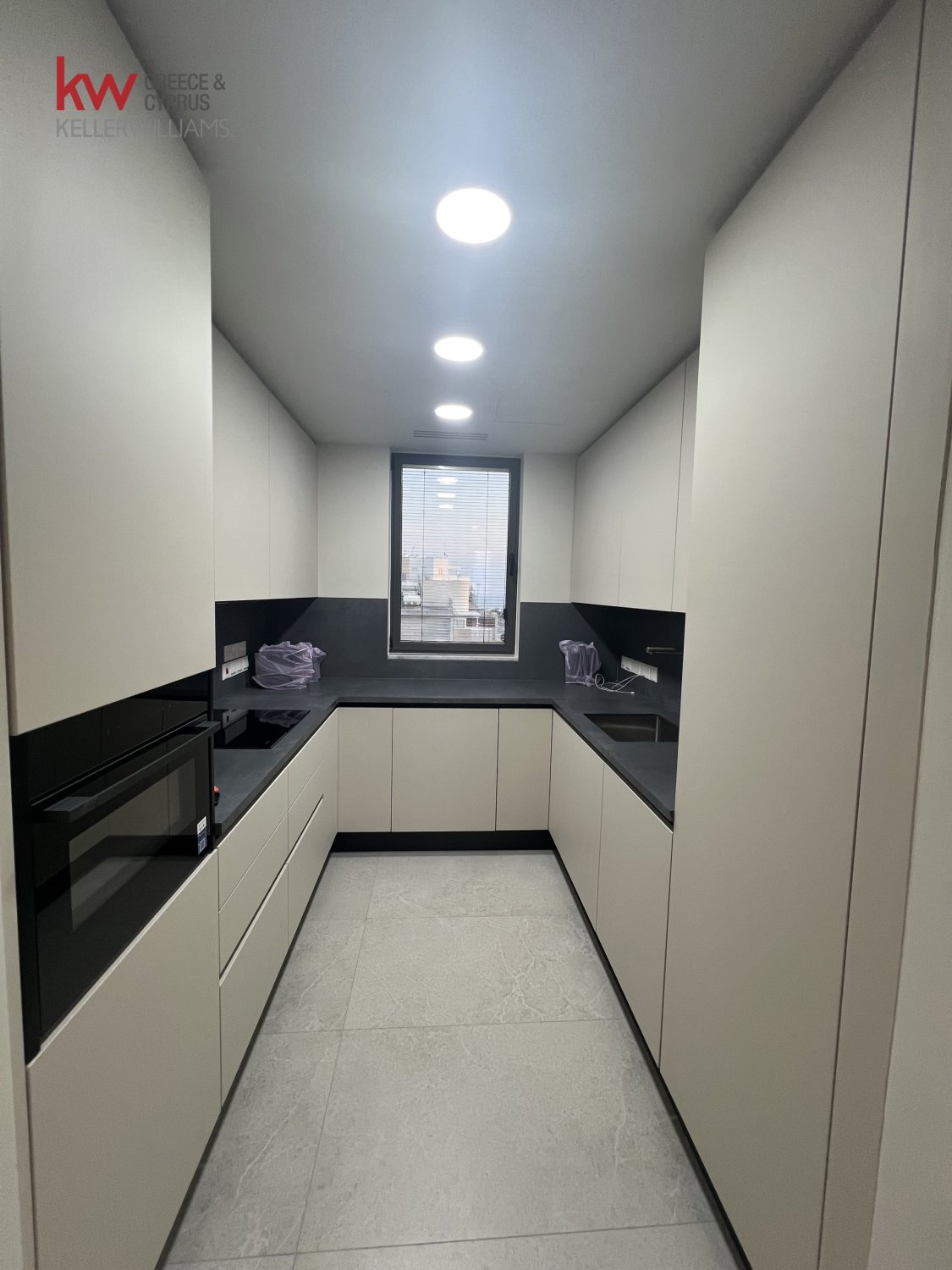 3 chambres Appartement à Larnaca, Larnaka, Chypre No. 39967