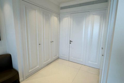 3 bedrooms Apartment in Larnaca, Larnaka, No. 39966 21