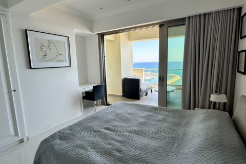 3 bedrooms Apartment in Larnaca, Larnaka, No. 39966 4