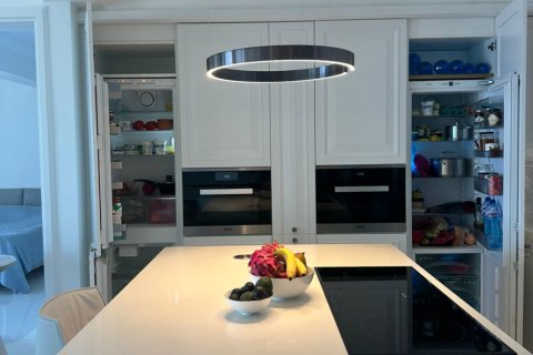 3 bedrooms Apartment in Larnaca, Larnaka, No. 39966 9