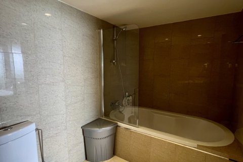 2 bedrooms Apartment in Larnaca, Larnaka,  No. 39963 21