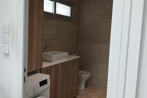 3 bedrooms Townhouse in Larnaca, Larnaka,  No. 39965 4