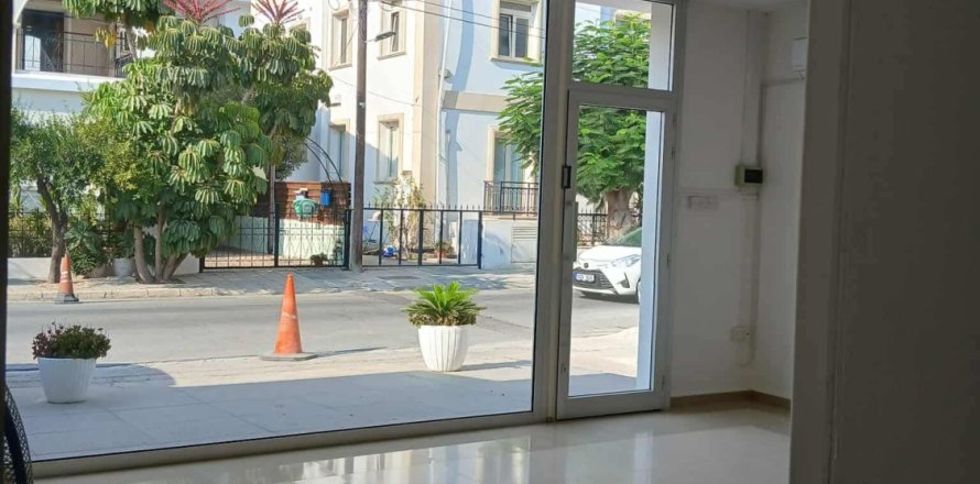 3 bedrooms Townhouse in Larnaca, Larnaka,  No. 39965