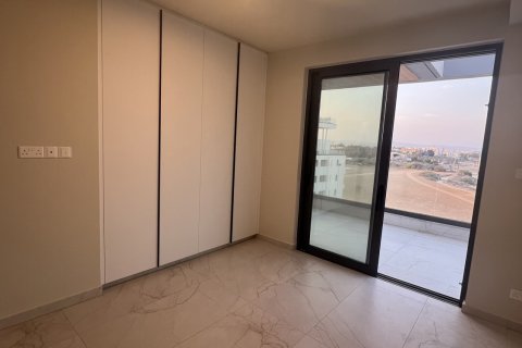 2 bedrooms Apartment in Larnaca, Larnaka, No. 39968 17