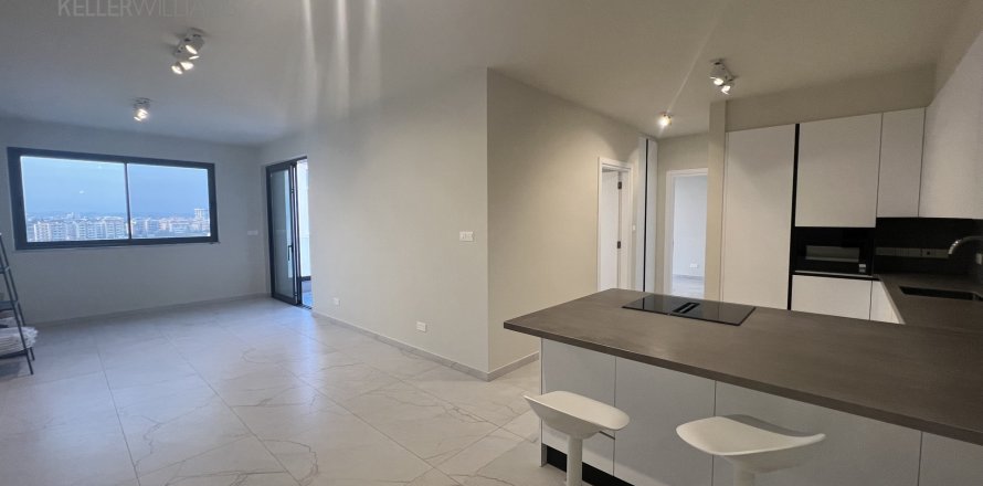 2 bedrooms Apartment in Larnaca, Larnaka, No. 39968