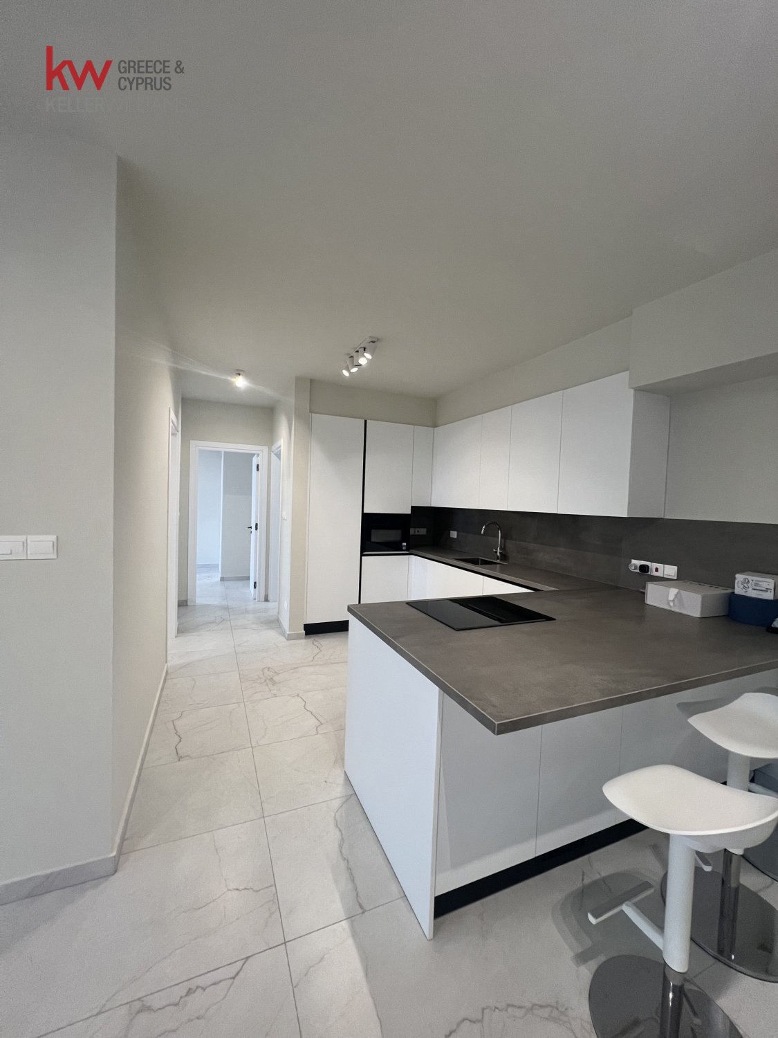 2 bedrooms Apartment in Larnaca, Larnaka, Cyprus No. 39968