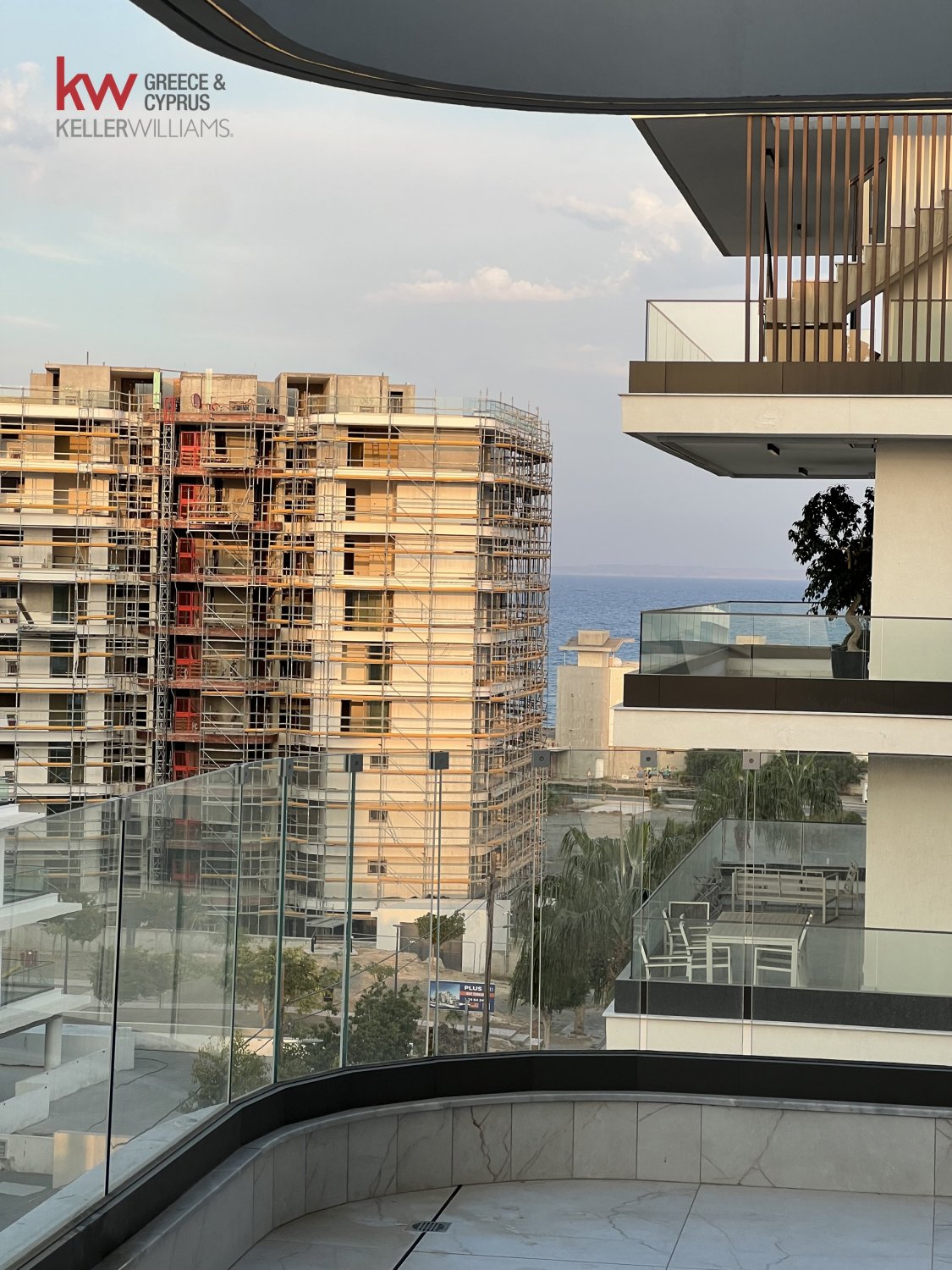2 bedrooms Apartment in Larnaca, Larnaka, Cyprus No. 39968